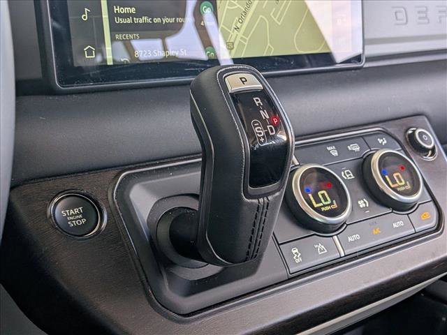 Used 2024 Land Rover Defender 110 S image 11