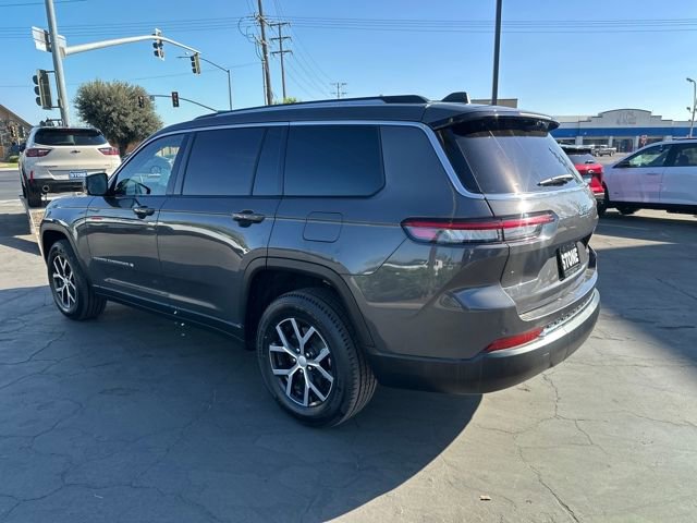 Used 2023 Jeep Grand Cherokee L Limited w/ Luxury Tech Group II image 6