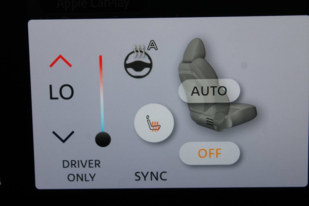 Certified 2023 Nissan Ariya AWD image 28