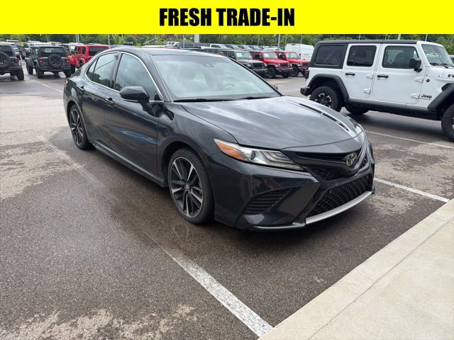 Used 2018 Toyota Camry XSE FWD video 1