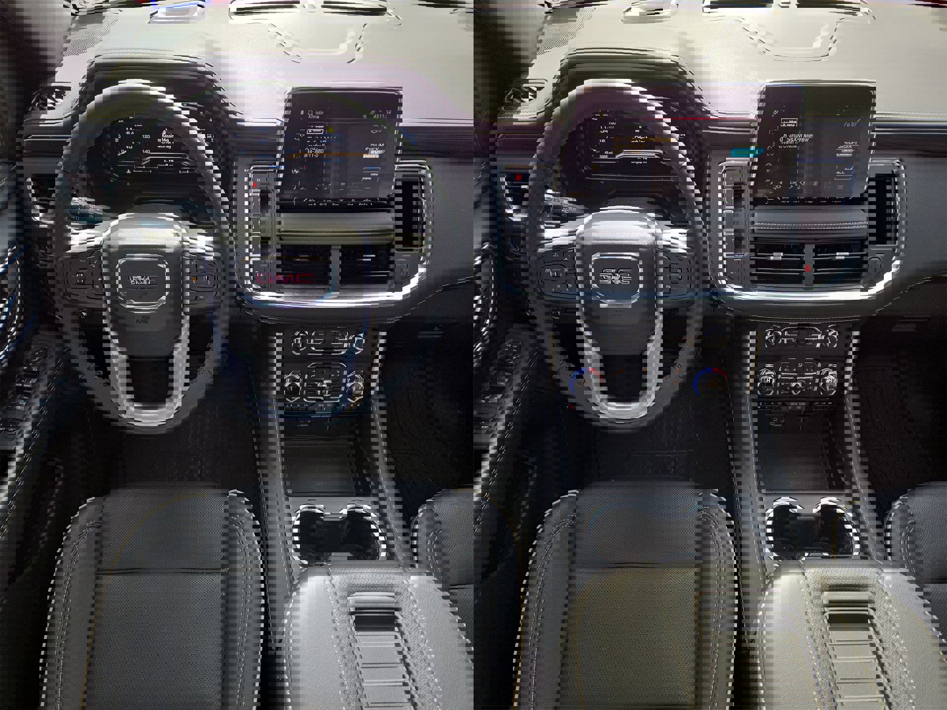 Used 2023 GMC Yukon SLT w/ SLT Premium Package image 14