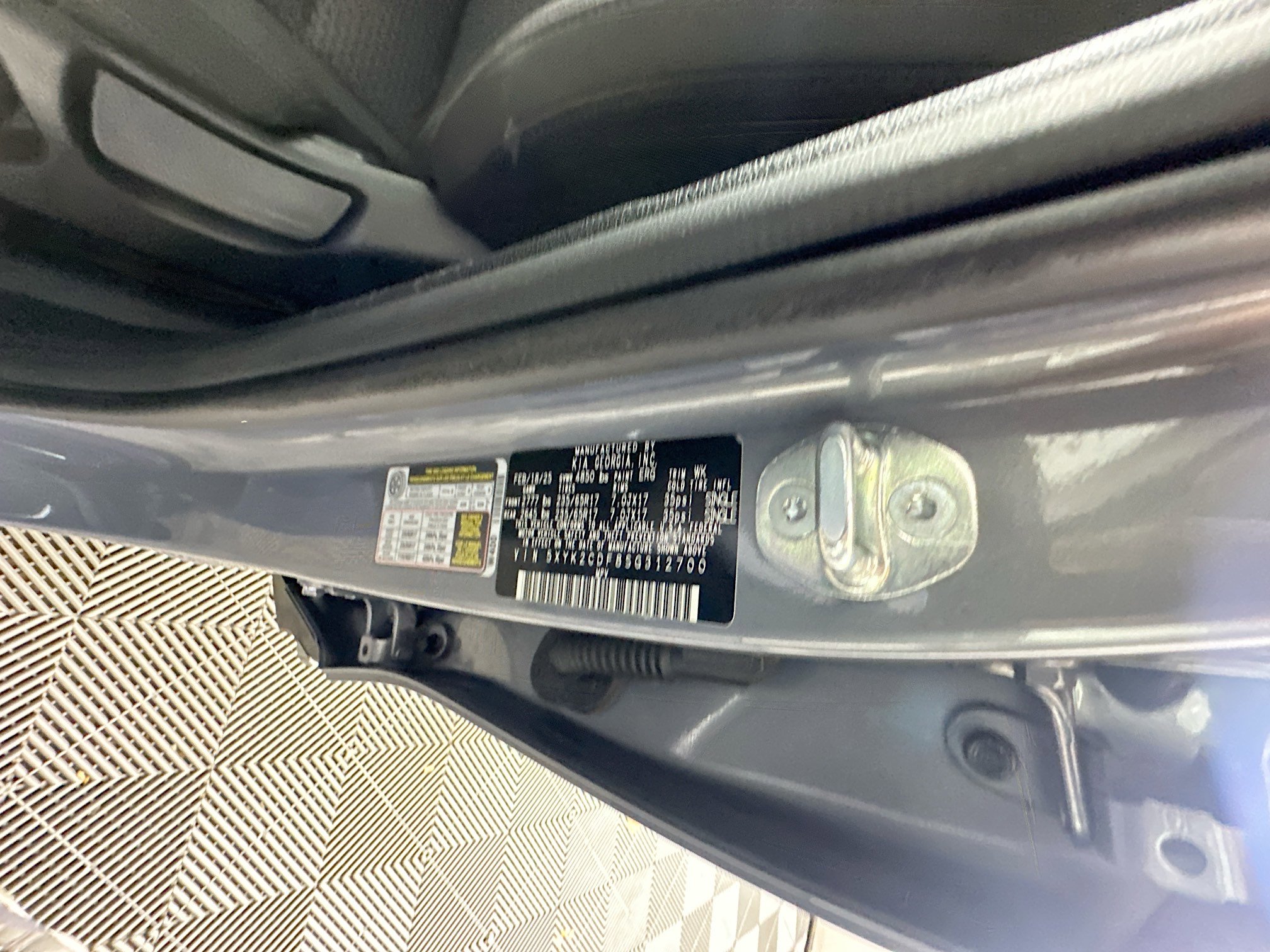 Used 2025 Kia Sportage LX image 12