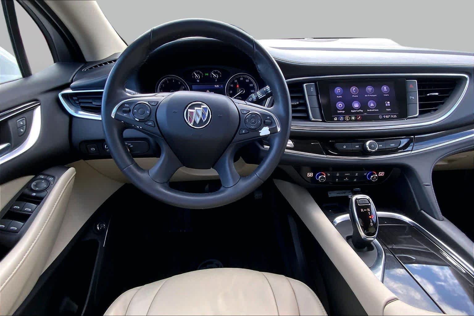 Used 2020 Buick Enclave Essence FWD image 6
