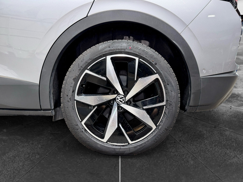 Used 2023 Volkswagen ID.4 Pro S AWD/4WD image 32