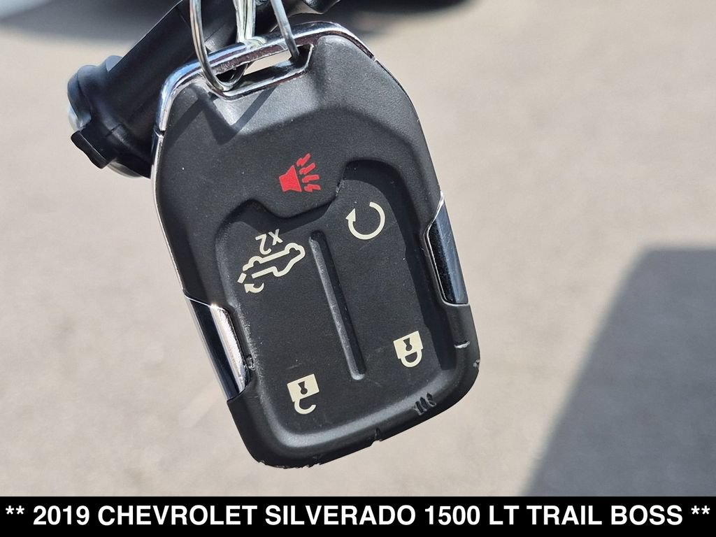 Used 2019 Chevrolet Silverado 1500 LT Trail Boss AWD/4WD image 28