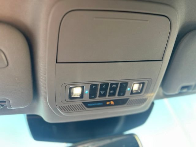 Used 2021 Ford Explorer Limited w/ Hybrid Equipment Group 310A AWD/4WD image 25