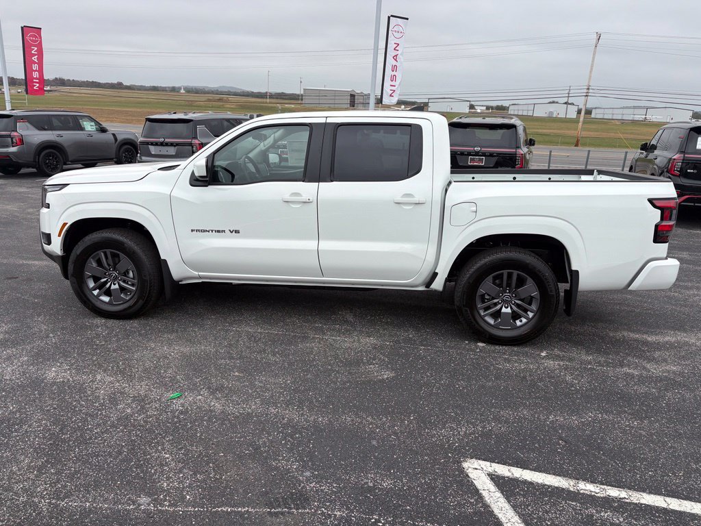 New 2027 Nissan Frontier SV RWD image 7
