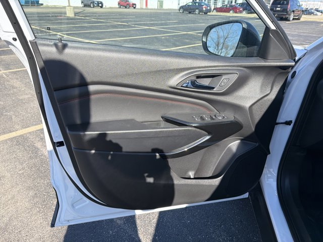 New 2026 Chevrolet Trax RS image 10