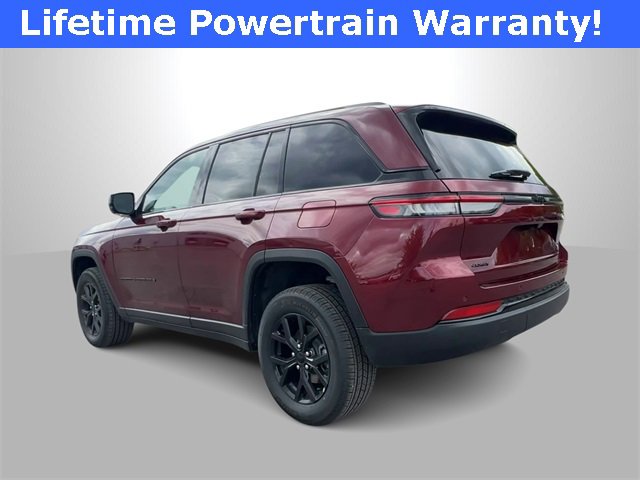 New 2025 Jeep Grand Cherokee Altitude image 6