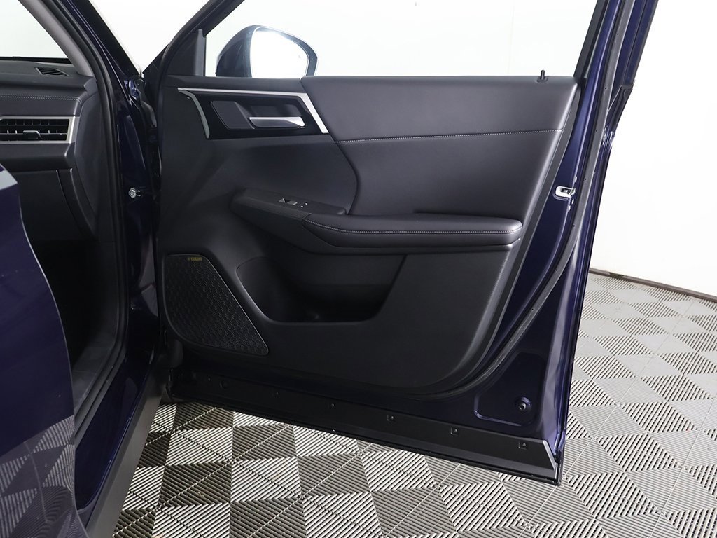 New 2025 Mitsubishi Outlander SE image 27