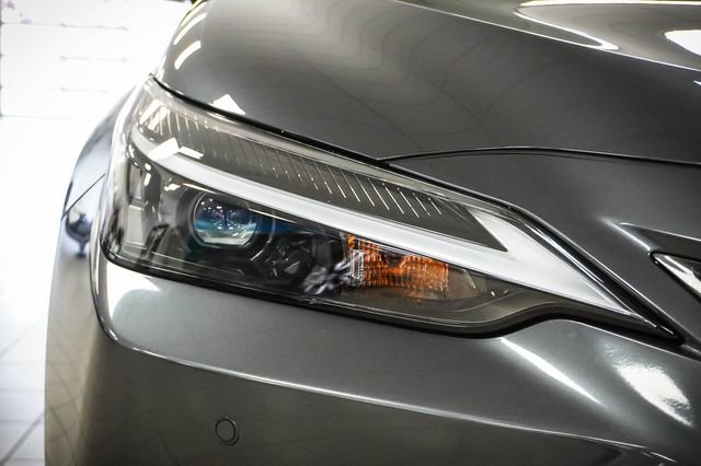 Used 2025 Lexus NX 250 FWD w/ Accessory Package (2T) image 29