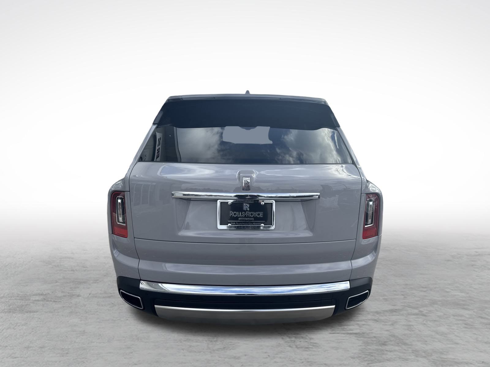 Certified 2024 Rolls-Royce Cullinan w/ Interior Detailing Package image 9