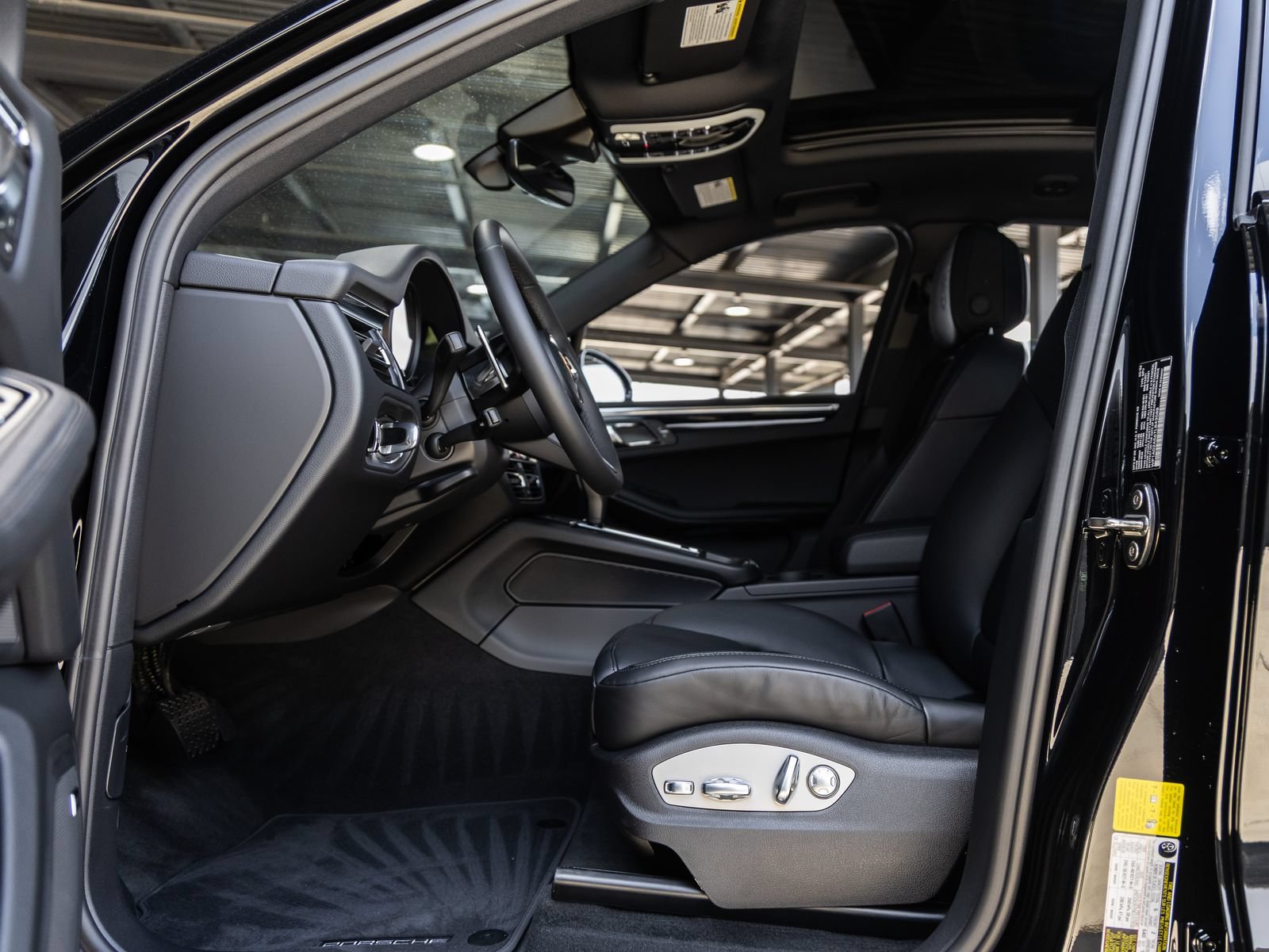 New 2026 Porsche Macan S AWD/4WD image 19