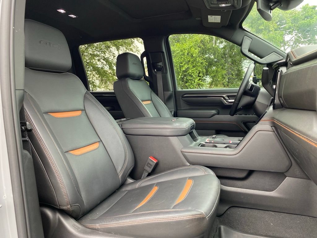 Used 2025 GMC Sierra 2500 AT4 AWD/4WD image 30
