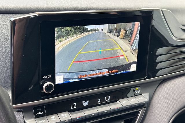 Used 2025 Toyota Camry LE FWD image 25