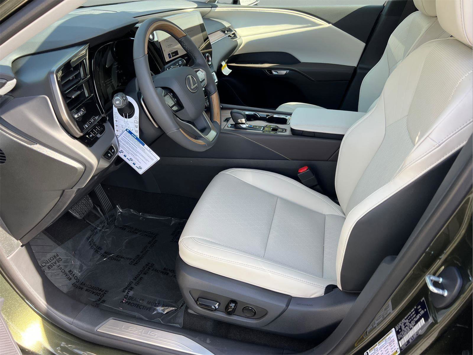 New 2026 Lexus RX 350h image 10