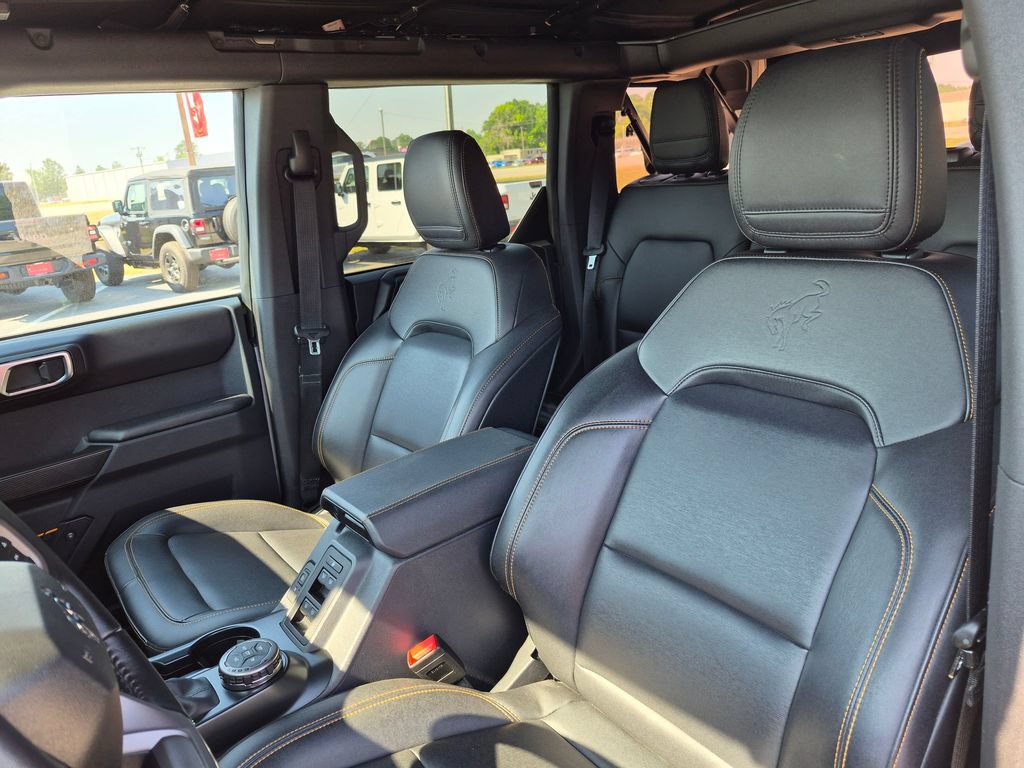 Used 2024 Ford Bronco Badlands AWD/4WD image 13