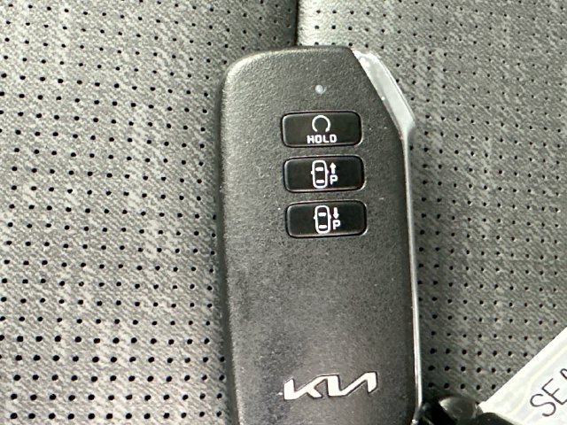 Used 2023 Kia Niro Wave w/ Wave Preserve Package FWD image 17