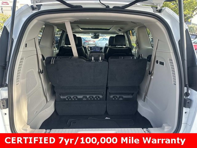 Certified 2021 Chrysler Pacifica Limited image 12