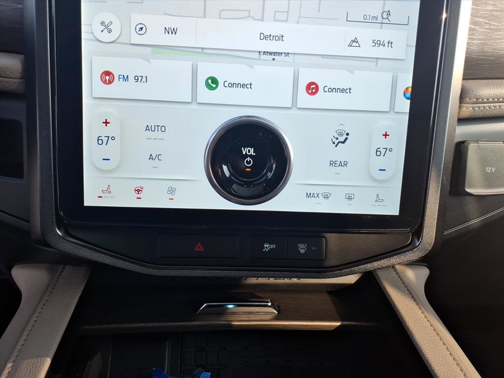 Used 2022 Ford Expedition Max Limited image 21