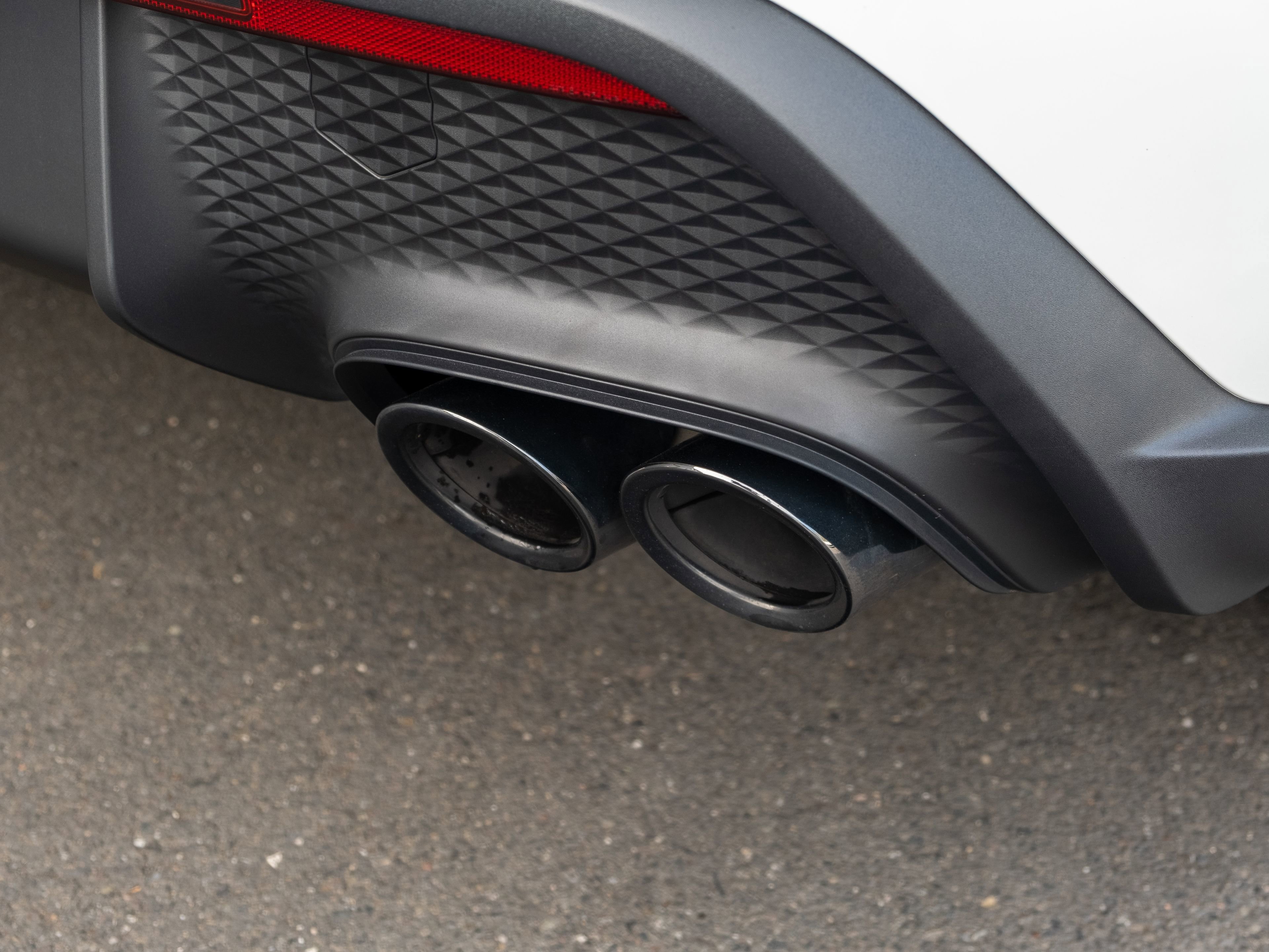 Certified 2026 Porsche Macan AWD/4WD image 49