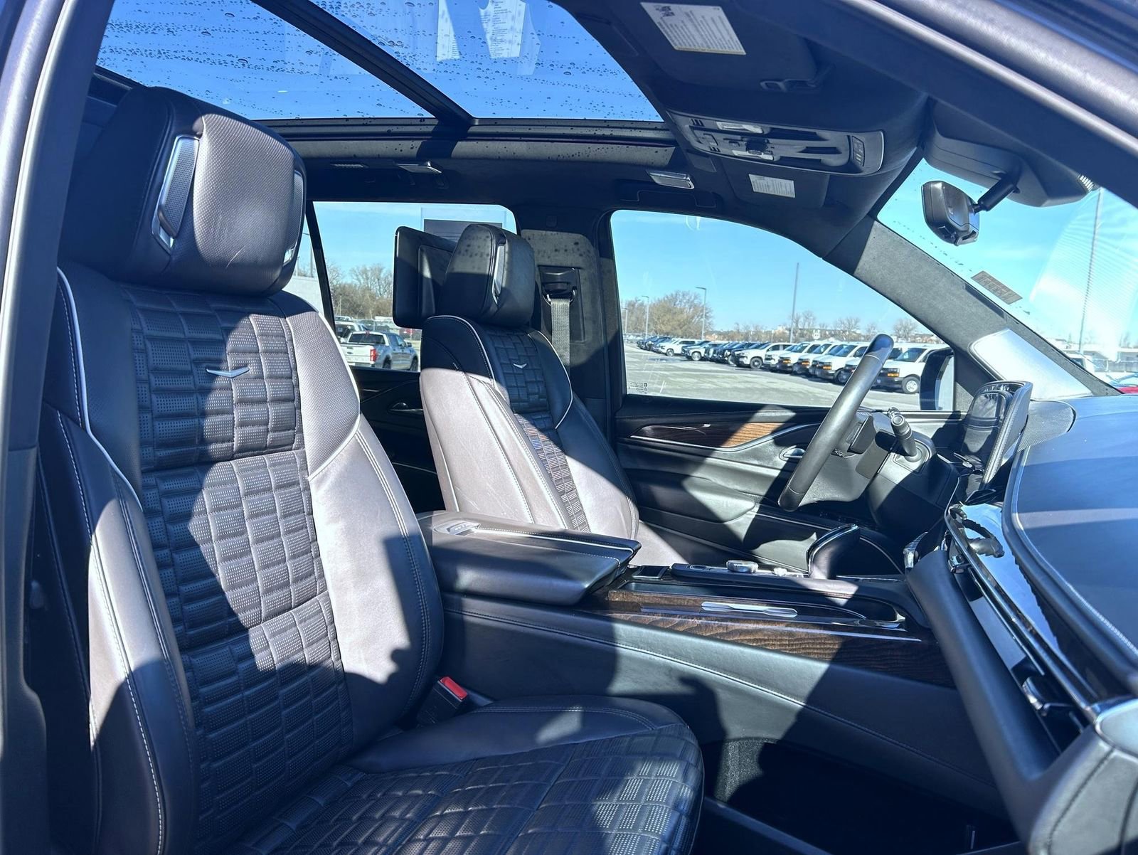 Used 2022 Cadillac Escalade Sport Platinum image 18