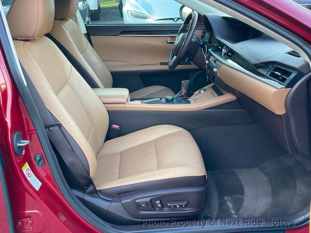 Used 2017 Lexus ES 350 w/ Premium Package FWD image 8