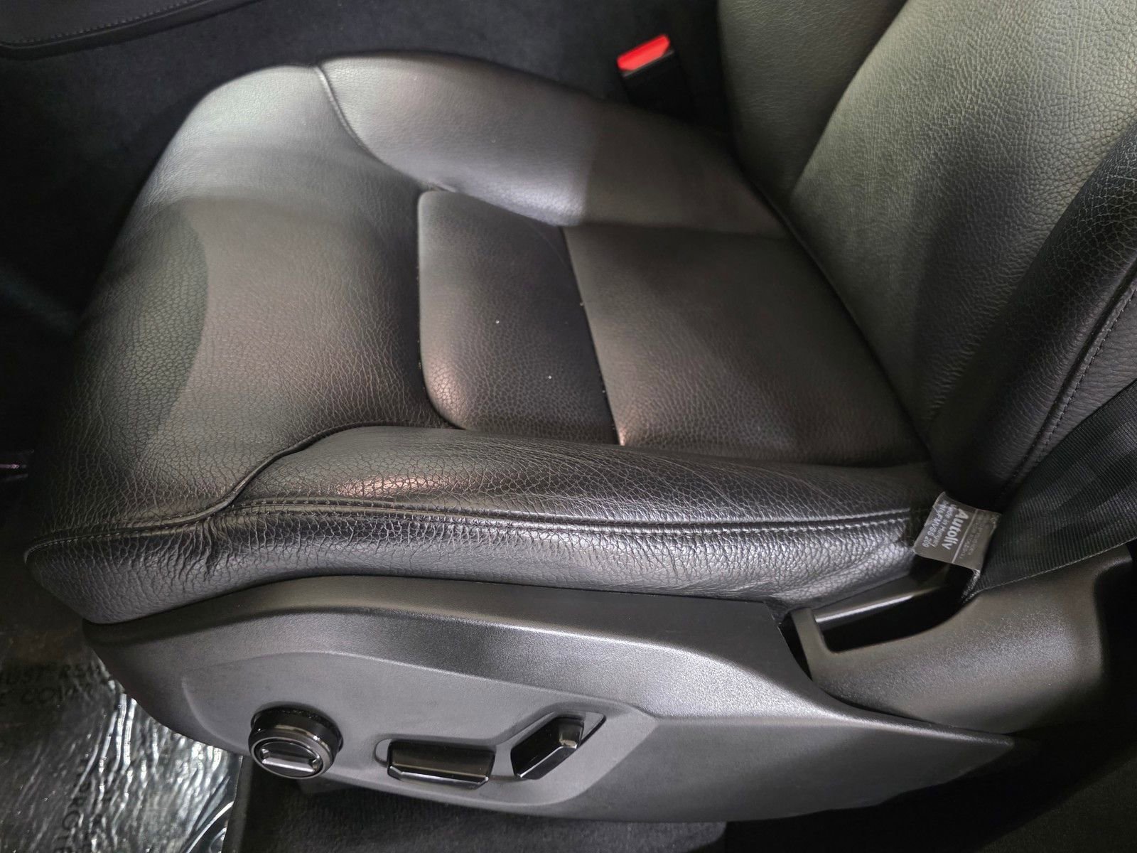 Used 2022 Volvo XC90 T8 Inscription Expression image 23