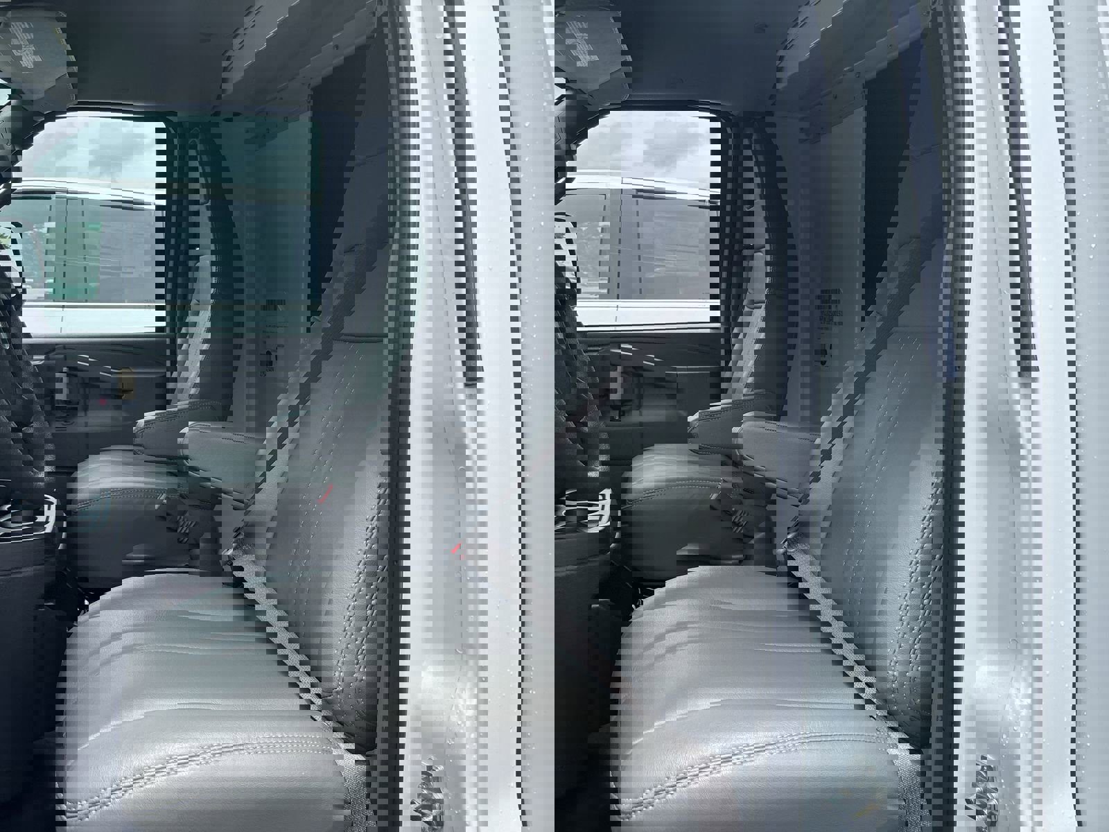 New 2025 Chevrolet Express 3500 w/ Power Convenience Package image 14