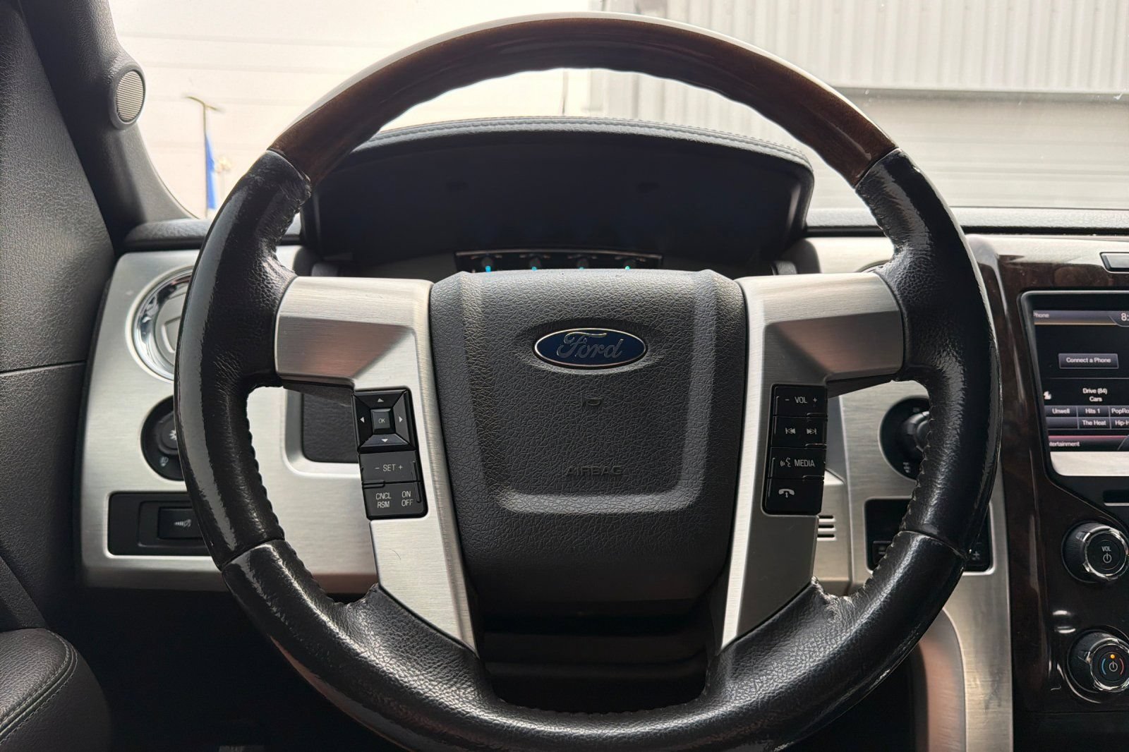 Used 2013 Ford F150 Platinum AWD/4WD image 20