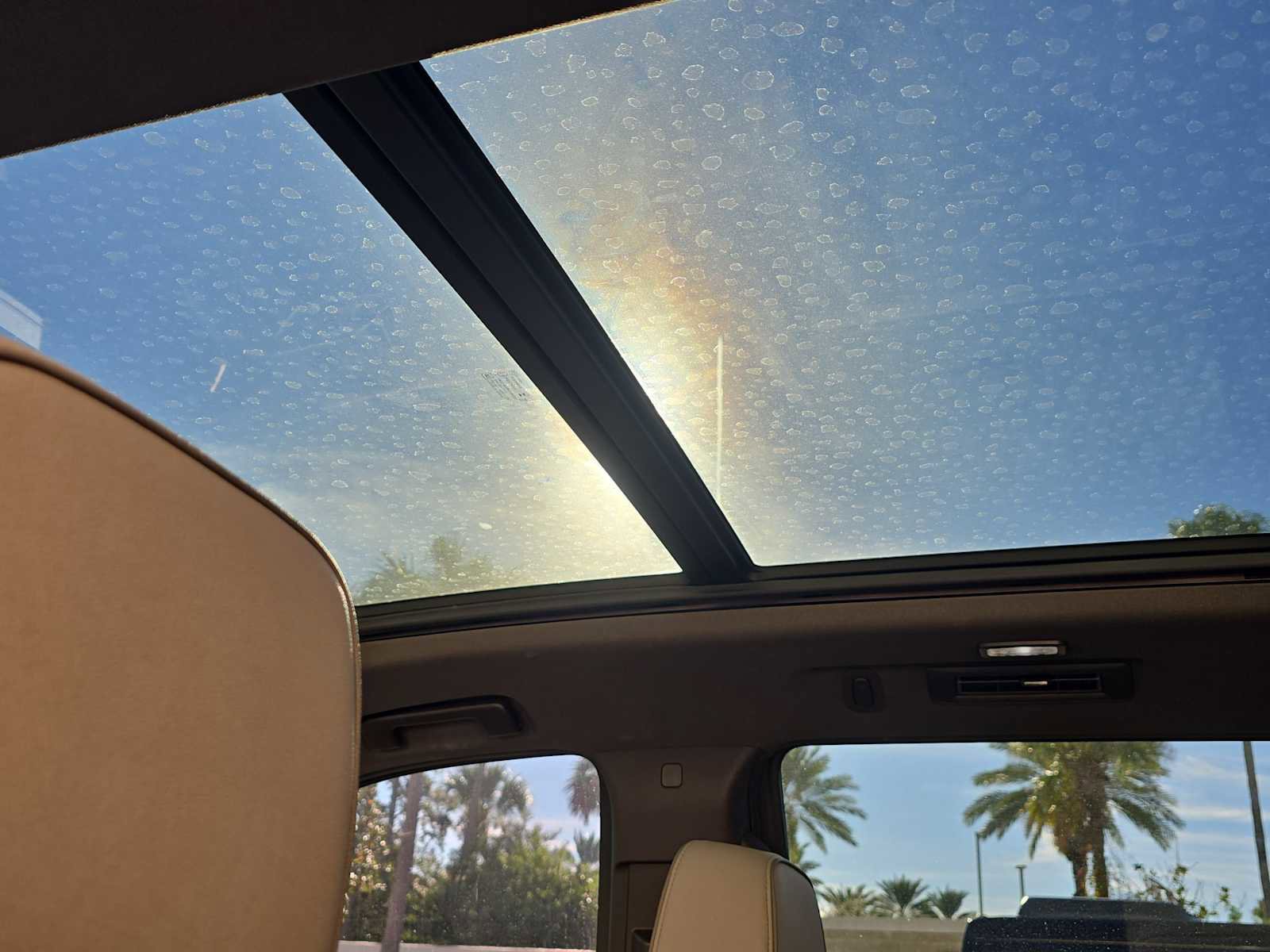 Used 2023 GMC Yukon SLT image 29