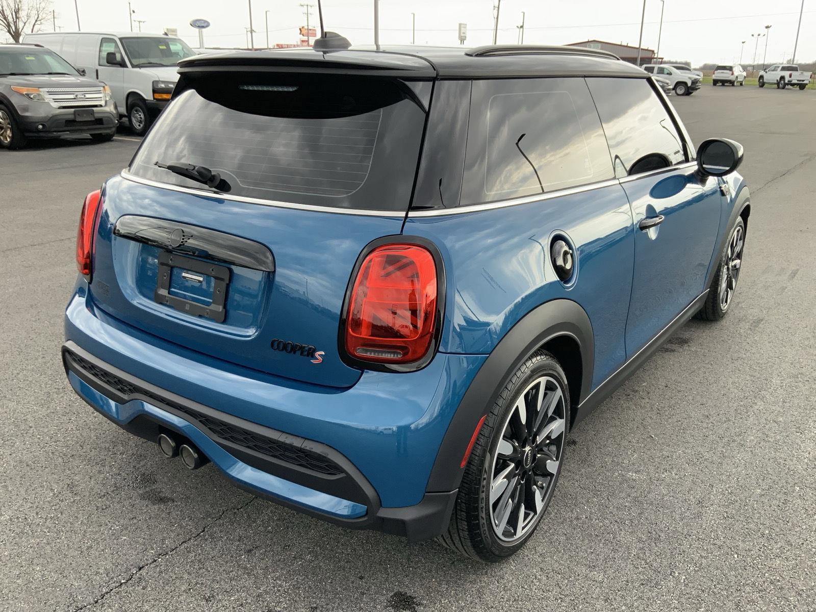 Used 2024 MINI Cooper S image 13