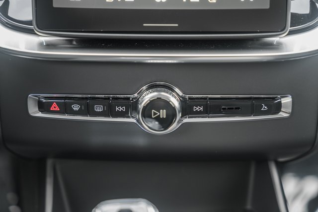 Used 2026 Volvo XC90 B6 Plus w/ Protection Package Premier AWD/4WD image 23