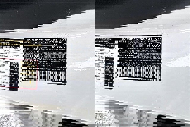 Used 2025 Mercedes-Benz C 300 C 300 image 6