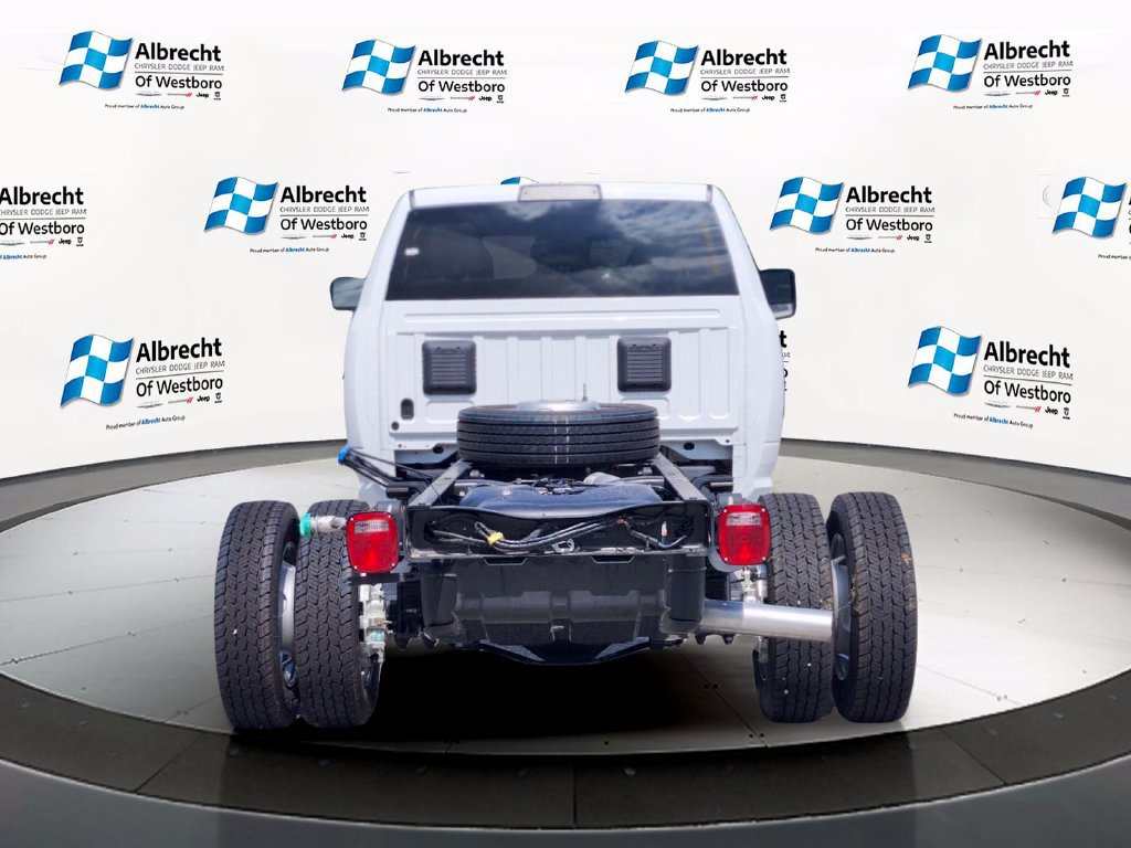 New 2026 RAM 4500 Tradesman w/ Chrome Appearance Group AWD/4WD image 4