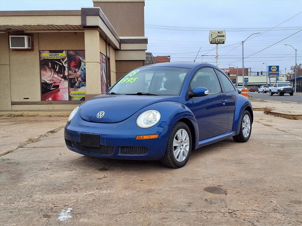 Used 2008 Volkswagen Beetle S image 1