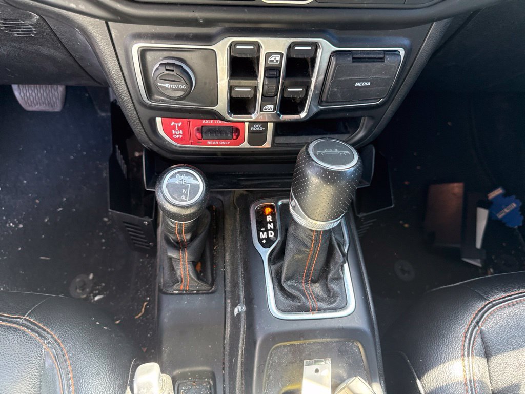 Used 2022 Jeep Gladiator Mojave AWD/4WD image 14