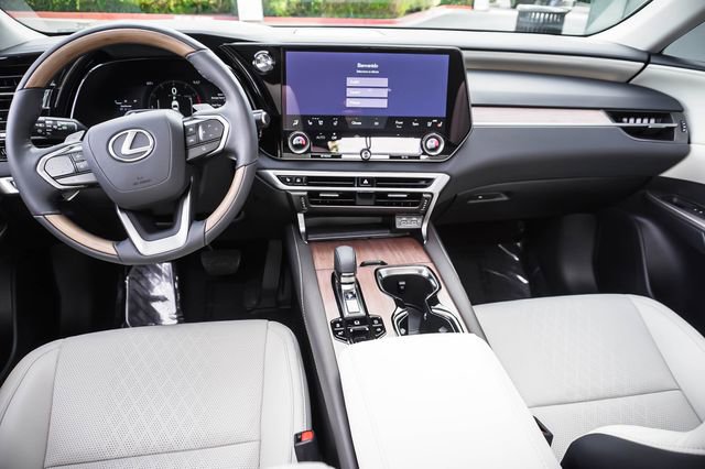 Certified 2026 Lexus RX 350 AWD image 18
