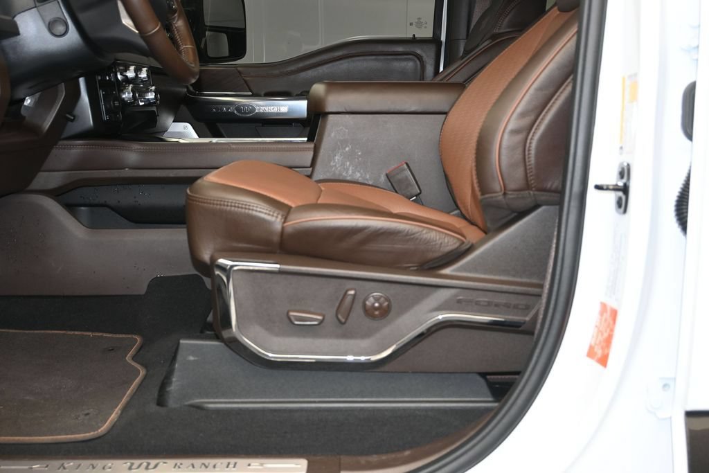 Used 2025 Ford F250 King Ranch AWD/4WD image 24