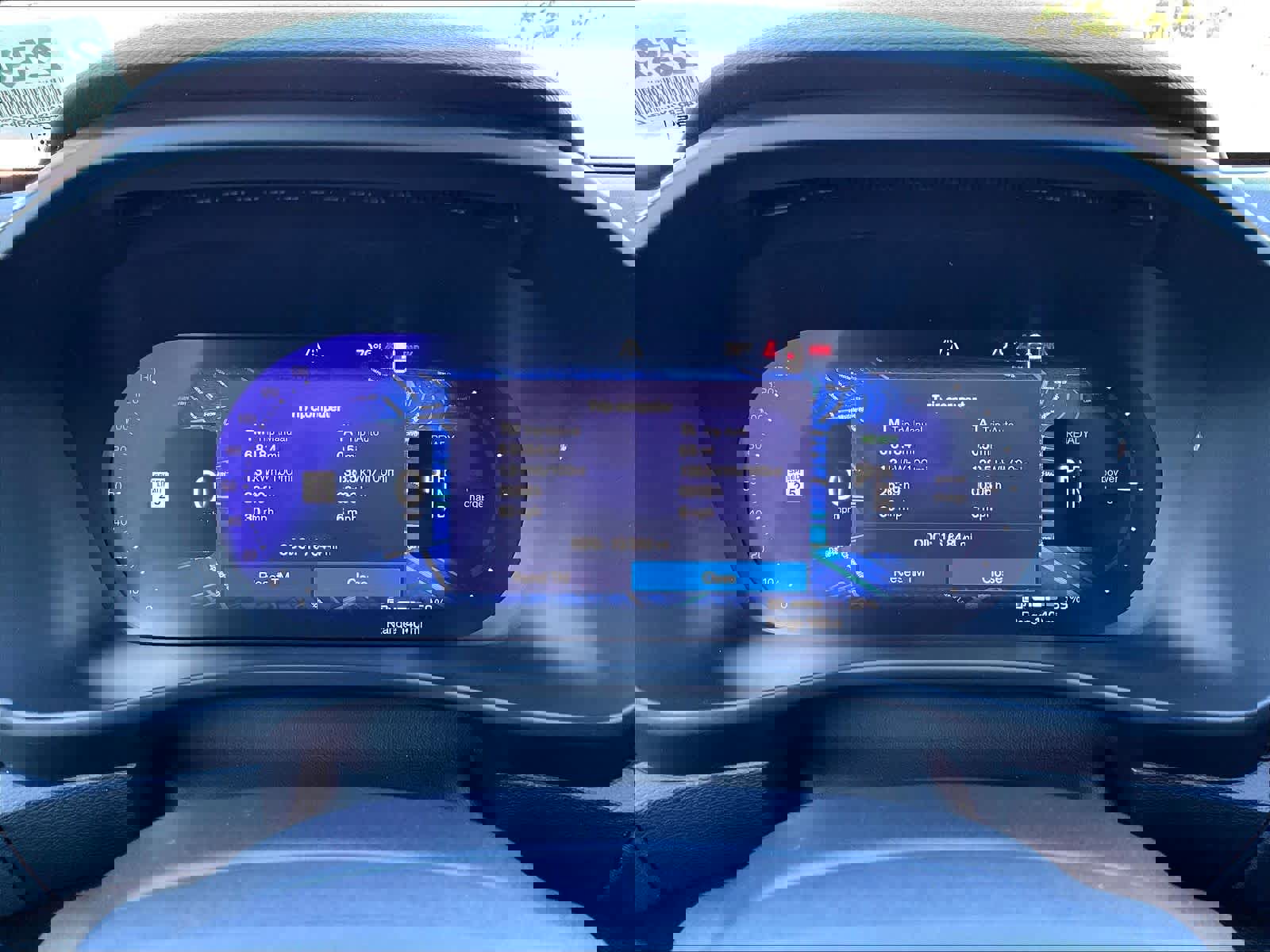 Used 2024 Volvo XC40 Recharge Plus w/ Protection Package Premier image 23