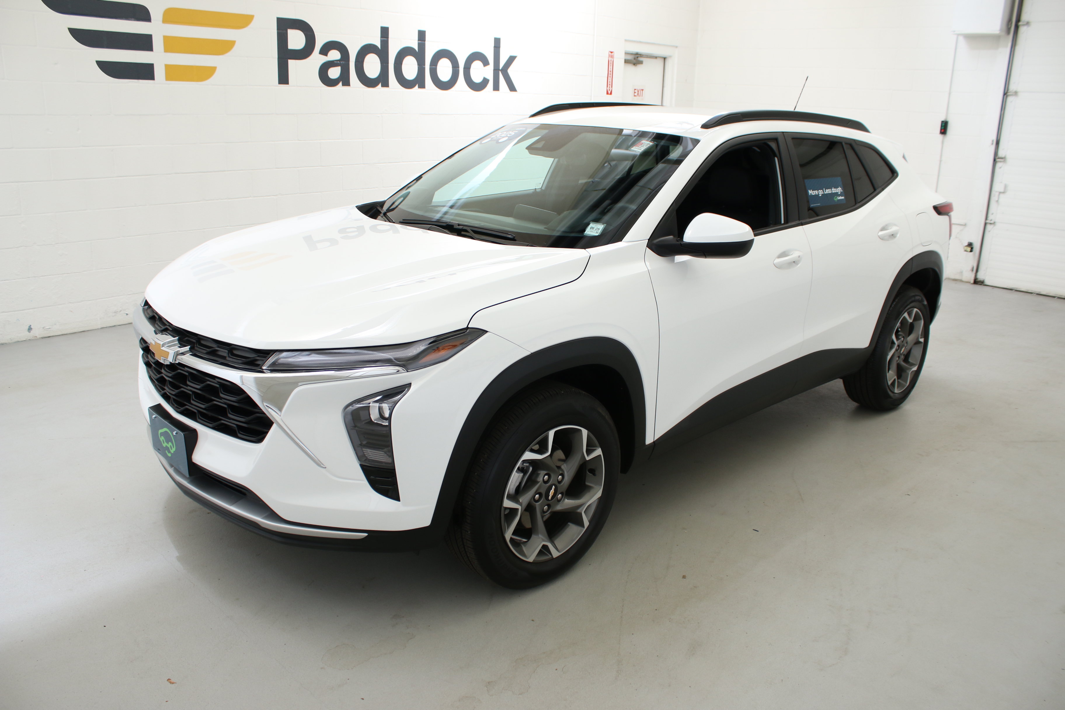 Certified 2025 Chevrolet Trax LT w/ Driver Confidence Package FWD image 4