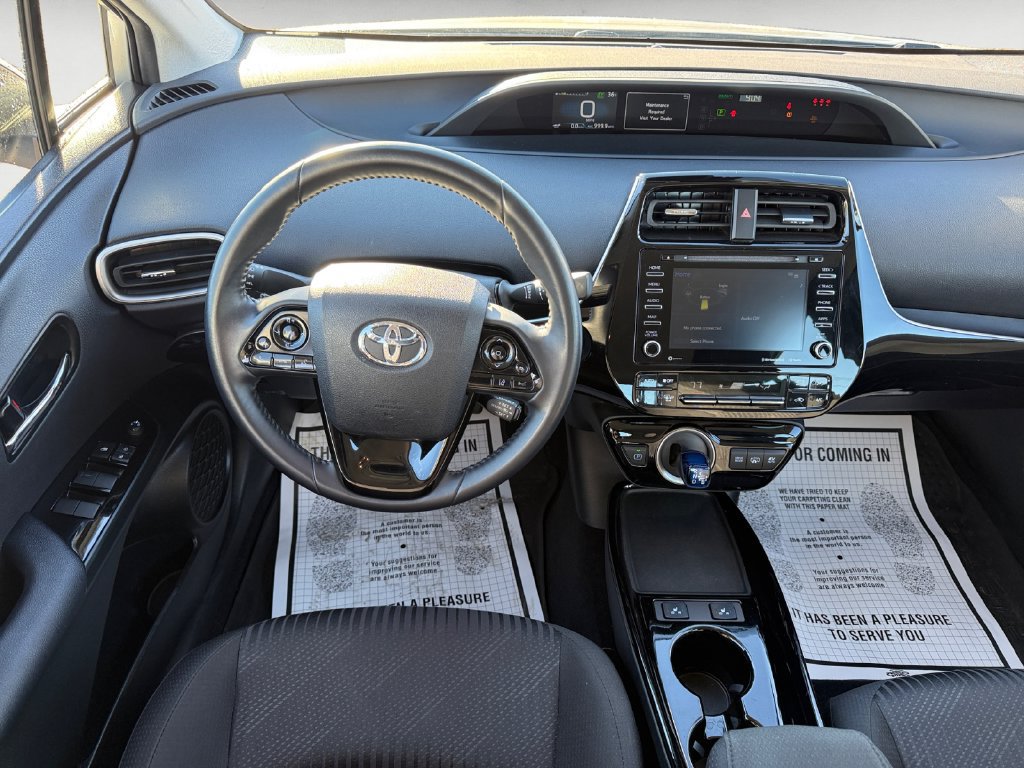 Used 2022 Toyota Prius Prime LE FWD image 11