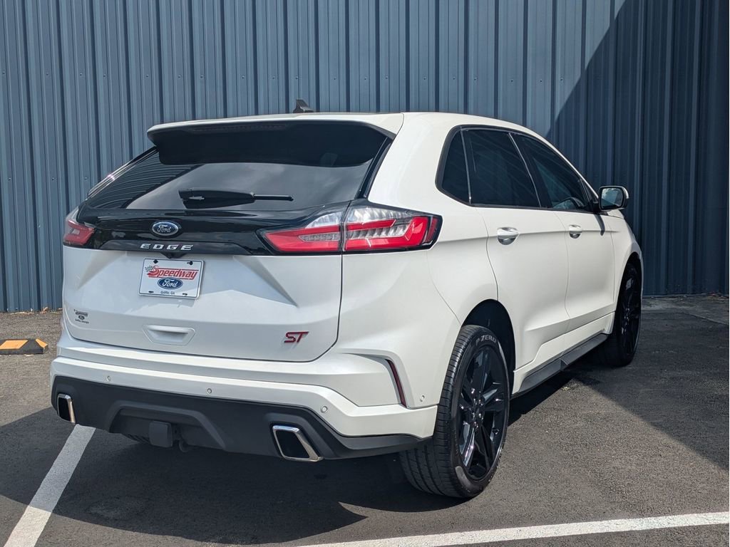 Certified 2024 Ford Edge ST w/ Equipment Group 401A image 6