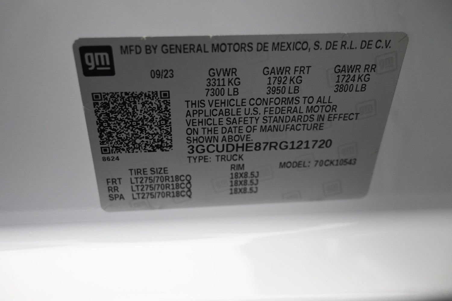 Used 2024 Chevrolet Silverado 1500 ZR2 w/ Technology Package AWD/4WD image 30
