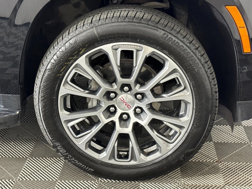 Certified 2025 GMC Yukon Denali AWD/4WD image 47