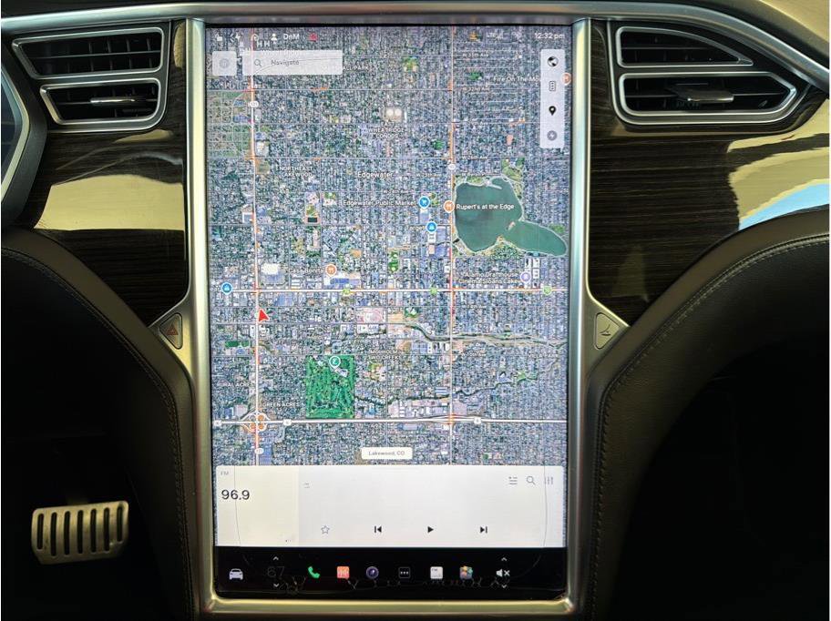 Used 2016 Tesla Model X Performance image 21