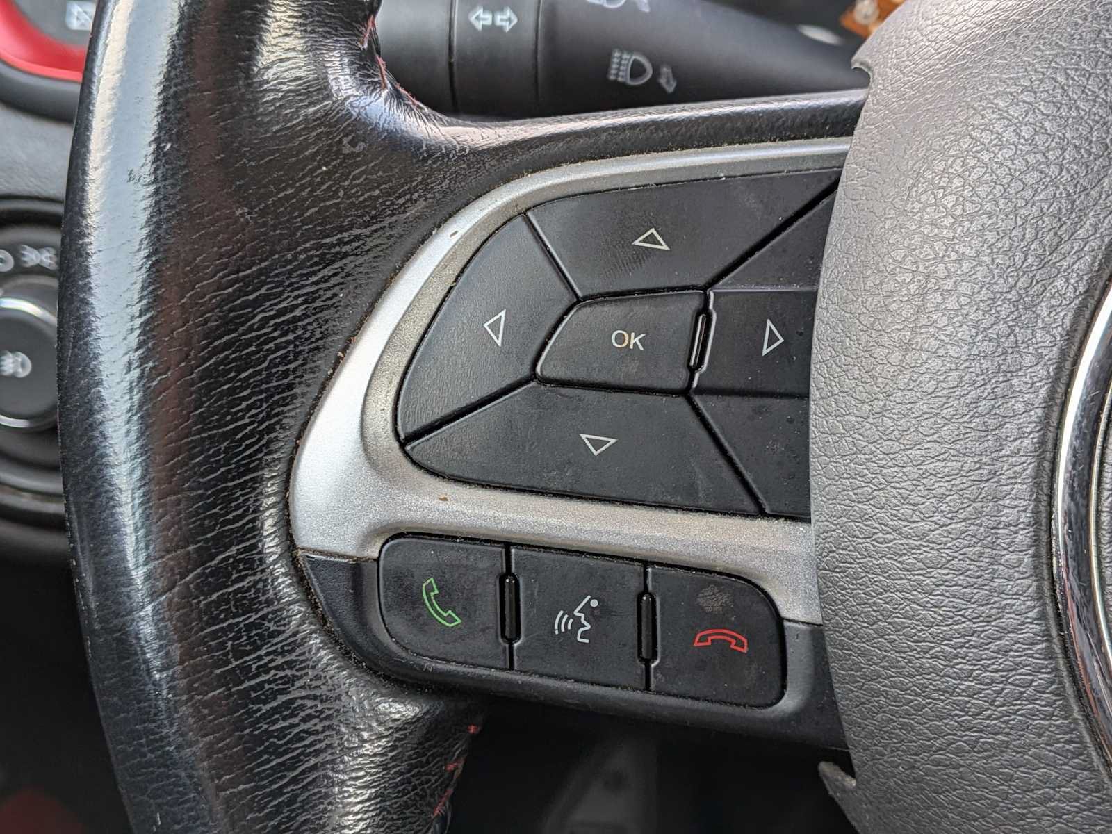 Used 2019 Jeep Renegade Trailhawk AWD/4WD image 22