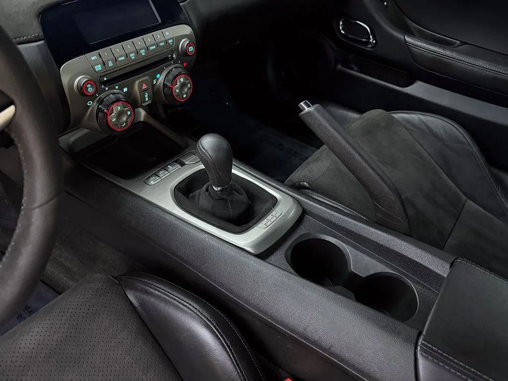 Used 2014 Chevrolet Camaro Z/28 image 26