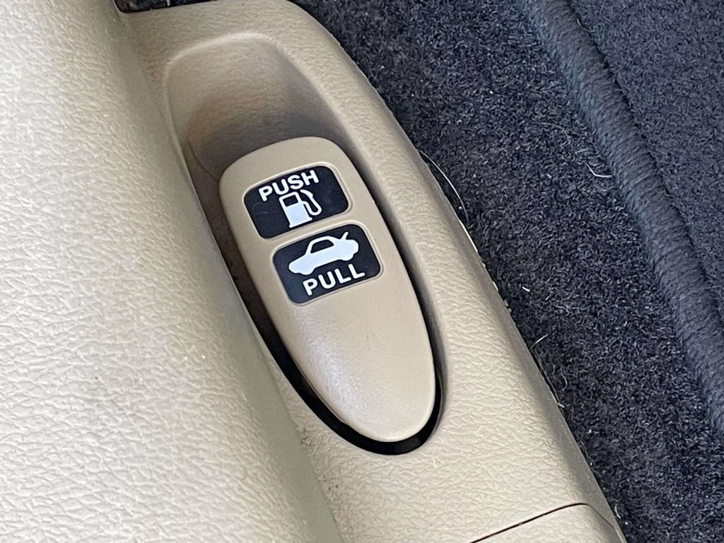 Used 2012 Honda Accord EX-L image 17