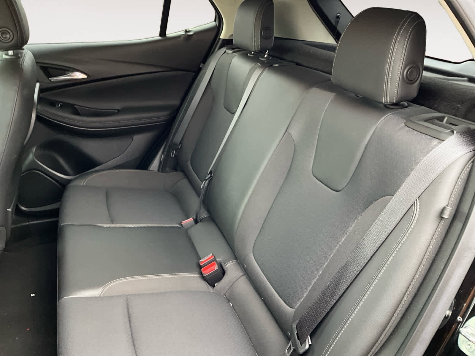 Used 2023 Buick Encore GX Preferred w/ Cold Weather Comfort Package image 14